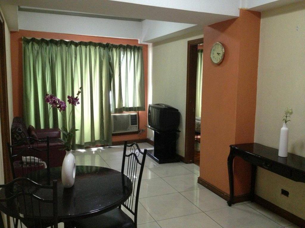 Mpt Suites Makati City Pokoj fotografie
