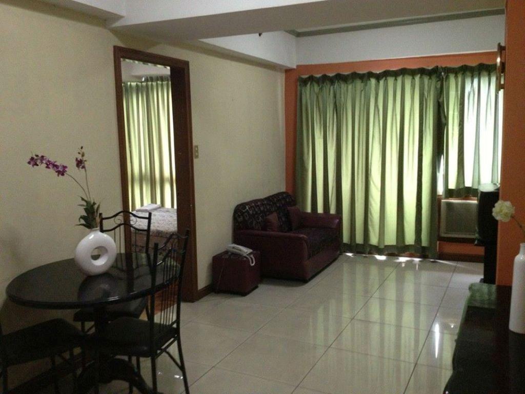 Mpt Suites Makati City Pokoj fotografie