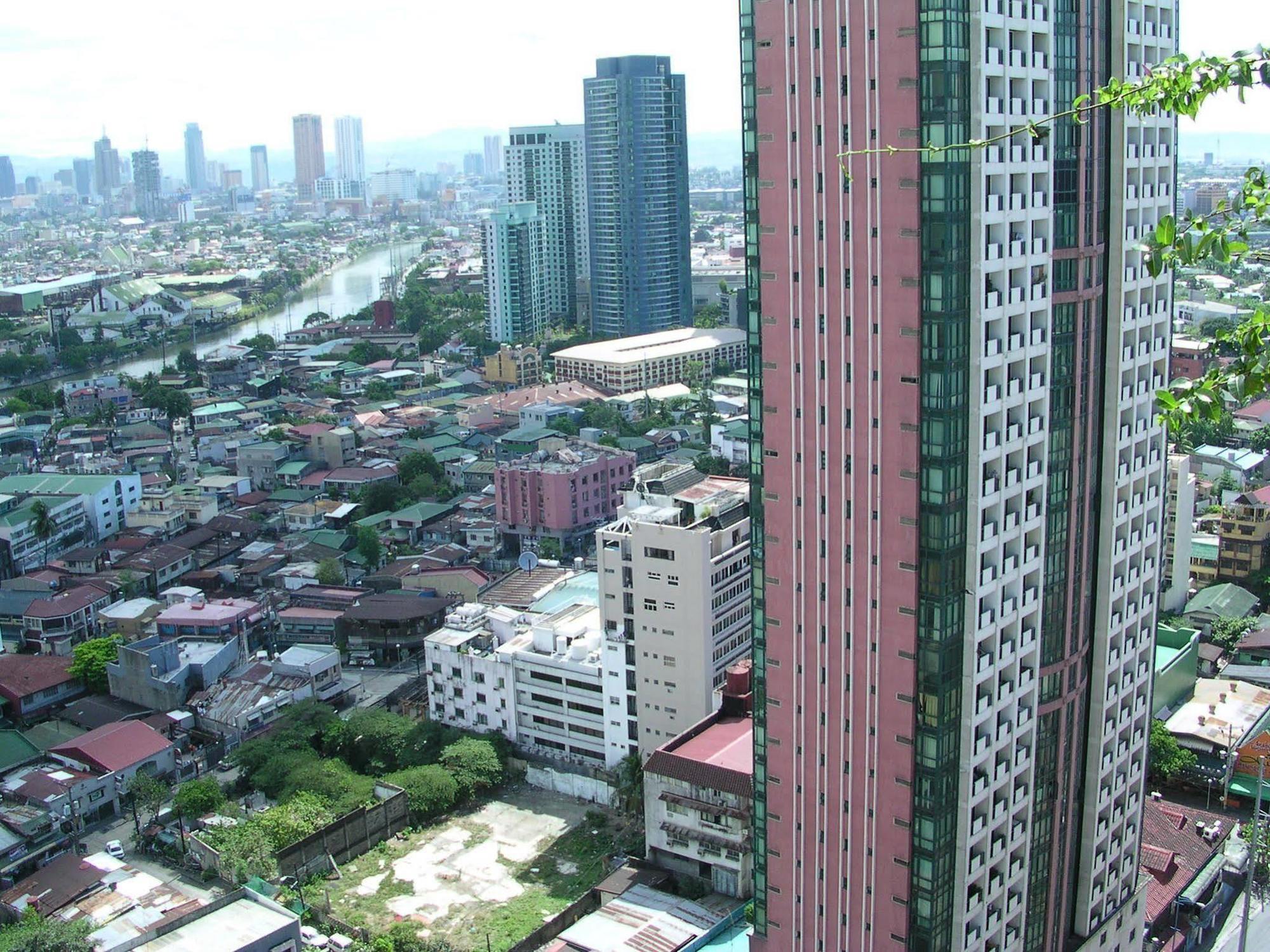 Mpt Suites Makati City Exteriér fotografie