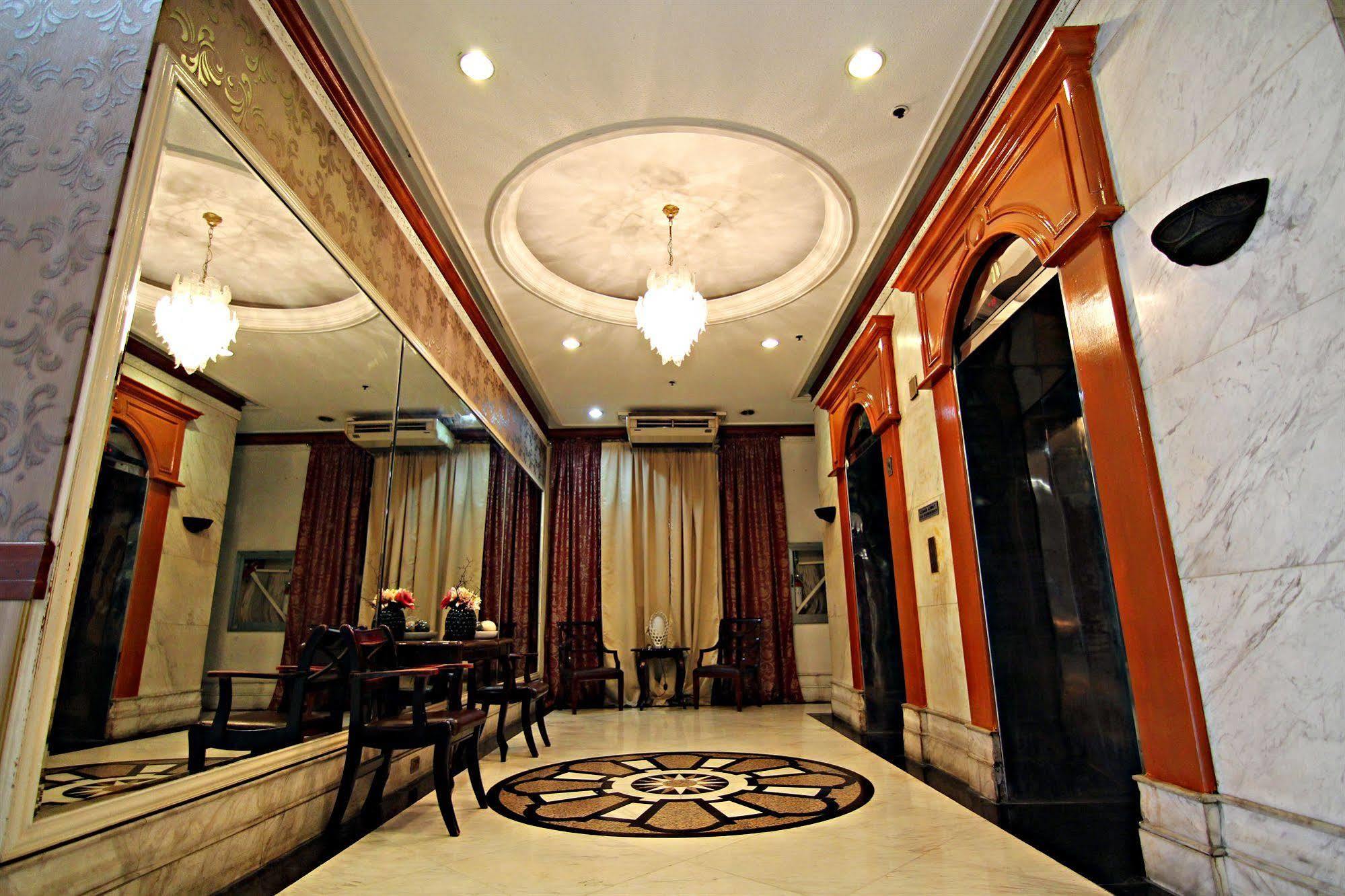 Mpt Suites Makati City Exteriér fotografie
